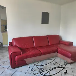 Appartement Bel Dans Le Quartier De Saint Barnabé, Marseille