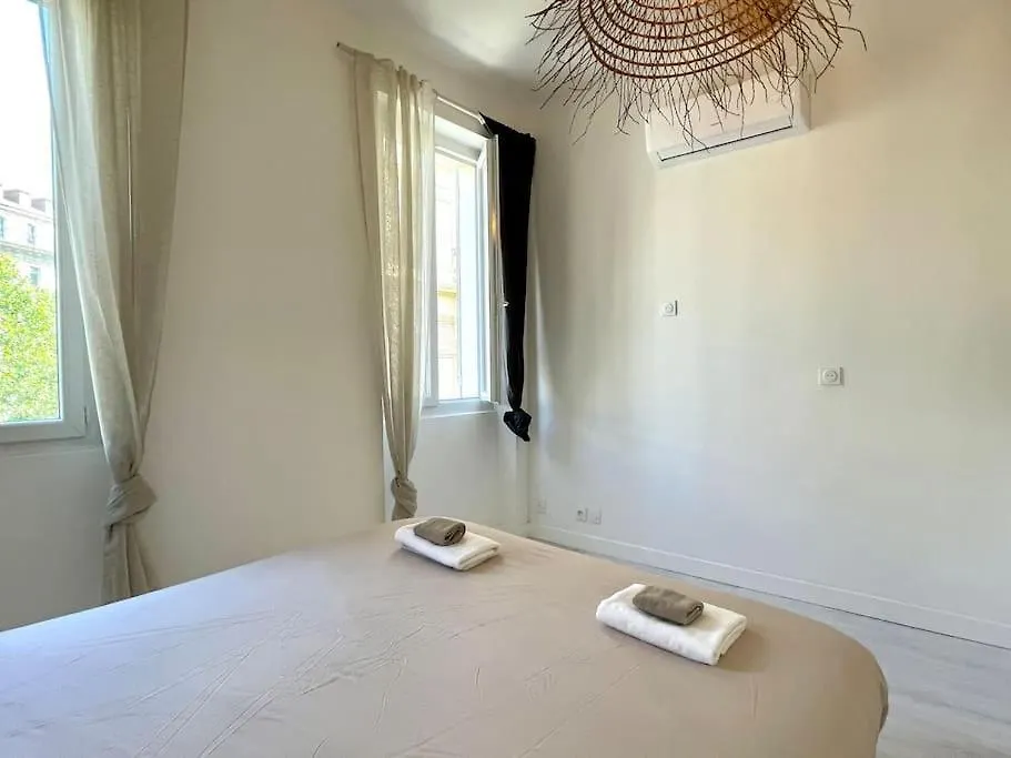 Ferienwohnung Lafrenchcasa Noailles Marseilles Apartment